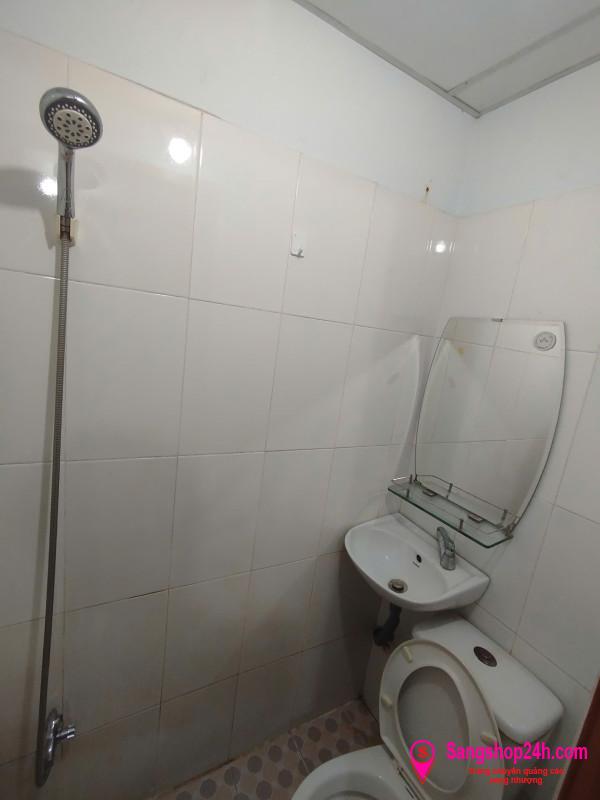 Sang nhà trọ