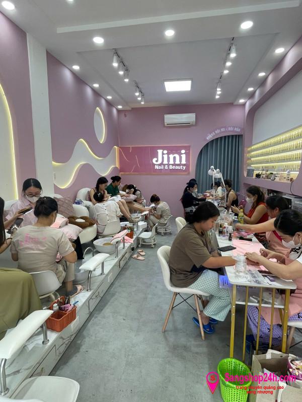 Sang nhượng spa