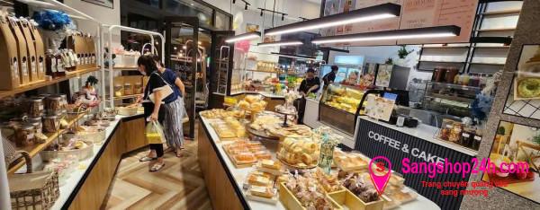 Sang quán cafe
