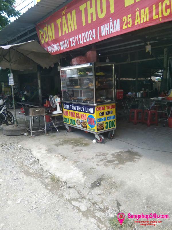 Sang quán cơm