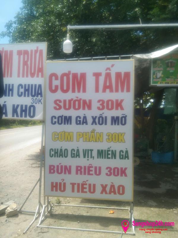 Sang quán cơm