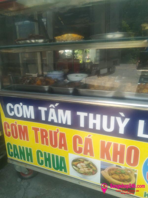Sang quán cơm
