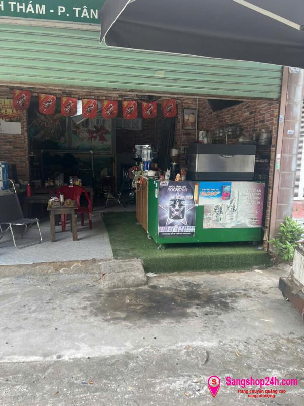 Sang quán cafe