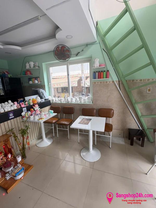 Sang quán cafe