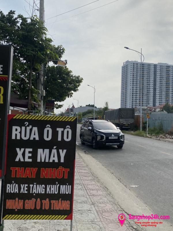 Sang tiệm rửa - sửa xe