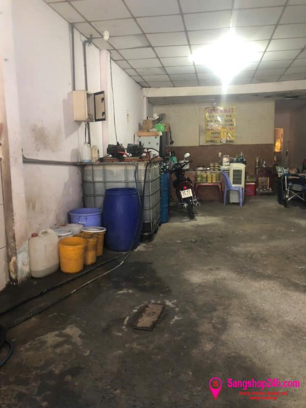 Sang tiệm rửa - sửa xe