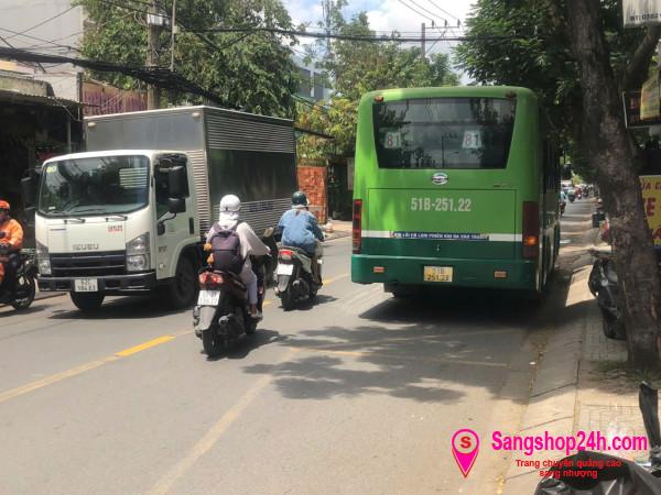 Sang tiệm rửa - sửa xe