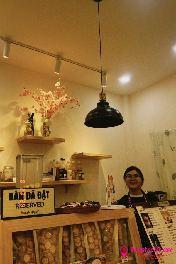 Sang quán cafe