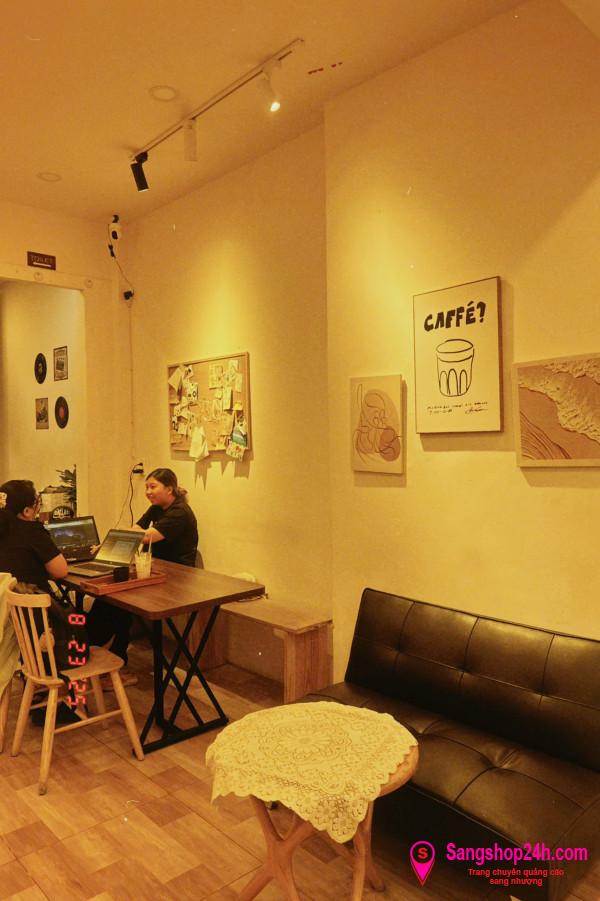 Sang quán cafe