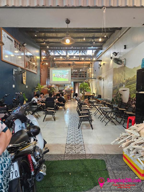 Sang quán cafe