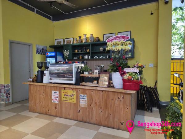 Sang quán cafe