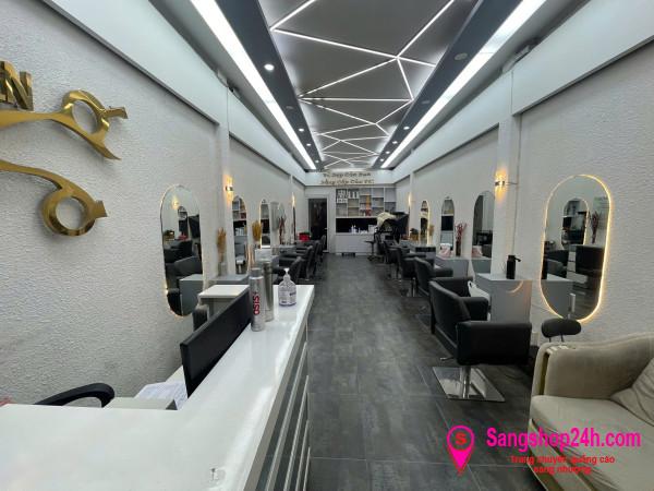 Sang tiệm tóc - nail