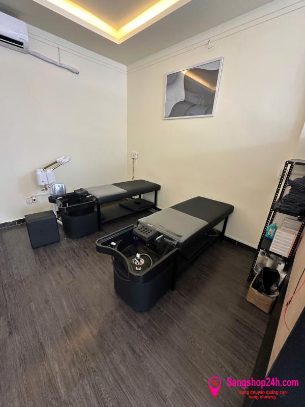 Sang tiệm tóc - nail