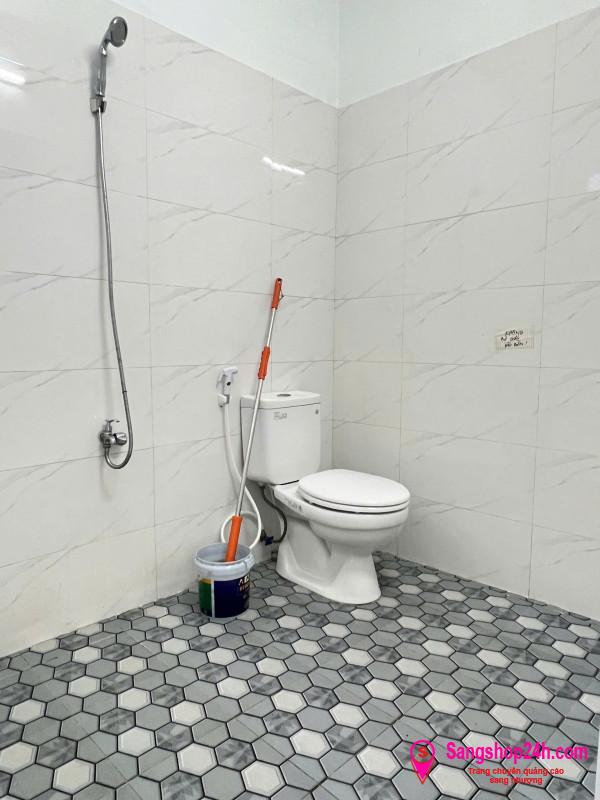 Sang tiệm tóc - nail