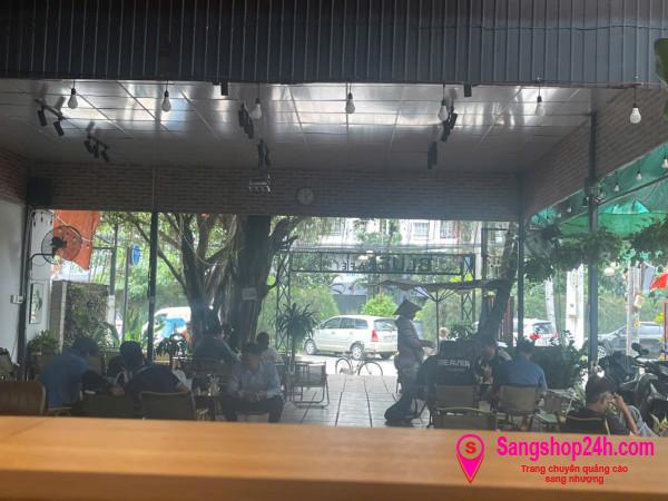 Sang quán cafe