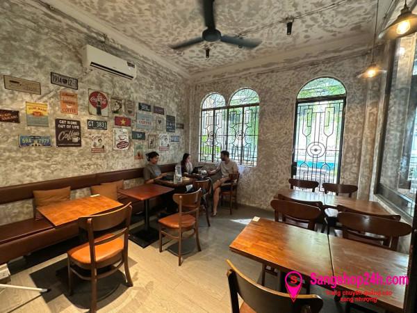 Sang quán cafe