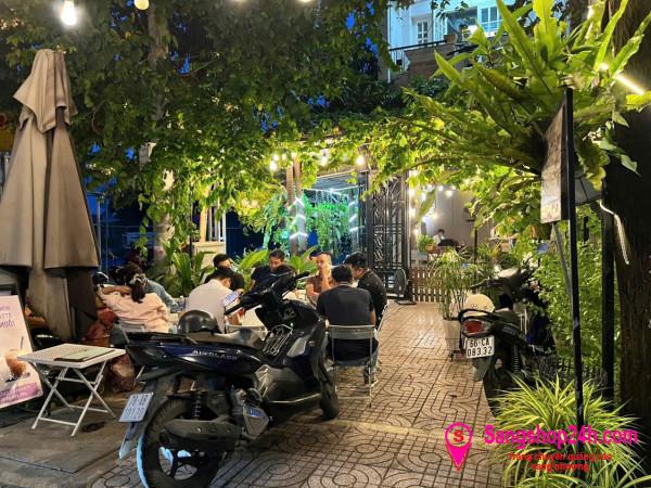 Sang Nhượng Quán Cà Phê Ở Bình Thạnh