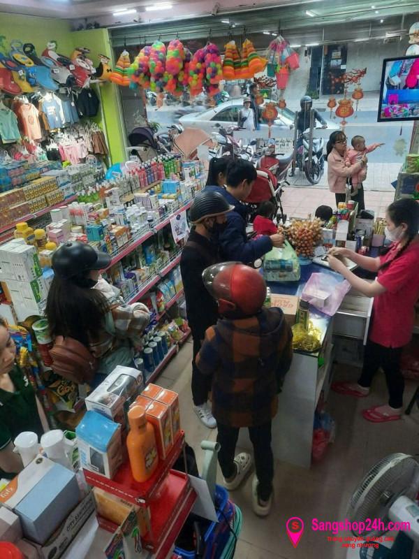 Sang nhượng cửa hàng