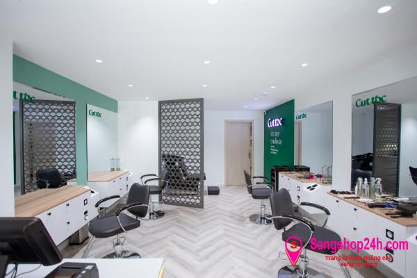 Sang tiệm tóc - nail