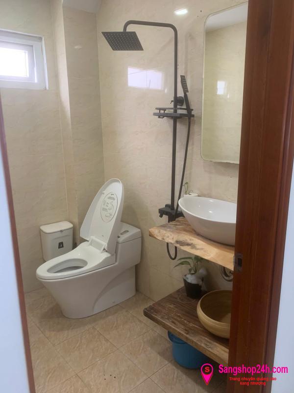 Sang tiệm tóc - nail