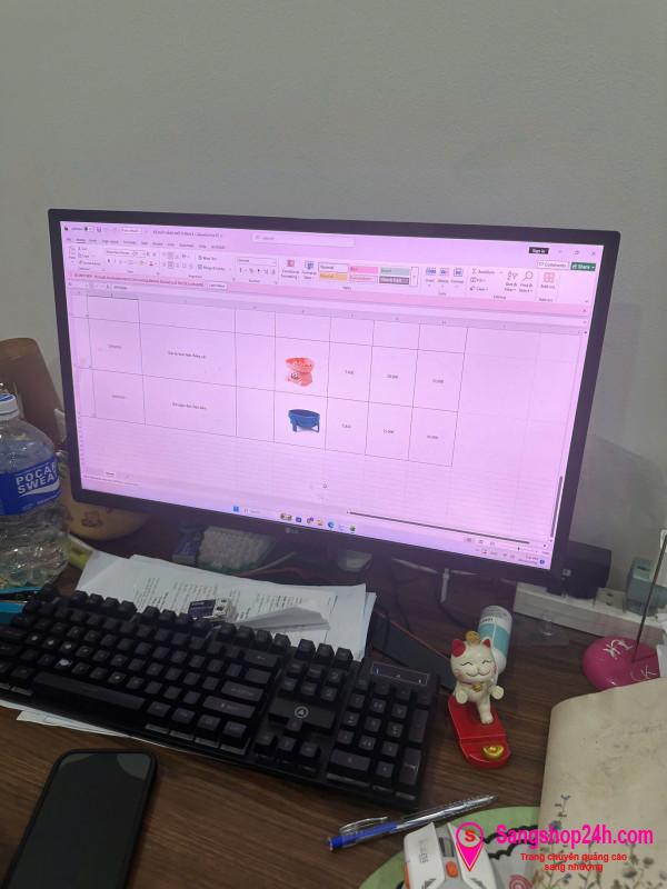 Sang cửa hàng thú nuôi