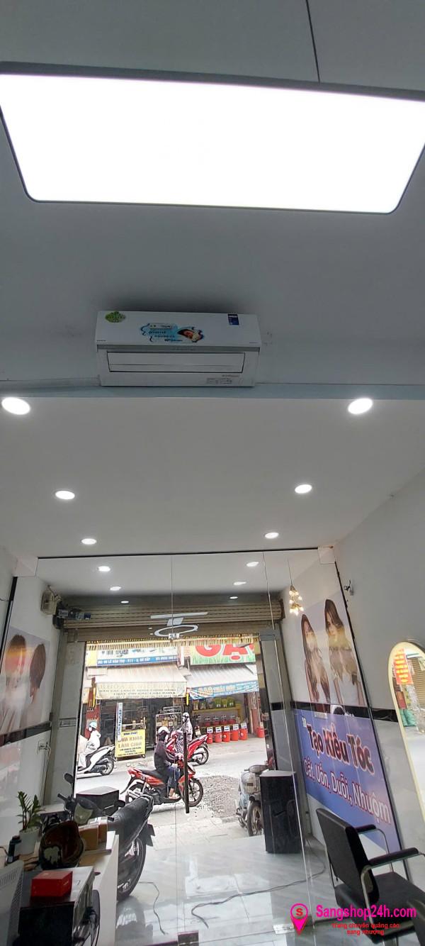 Sang tiệm tóc - nail