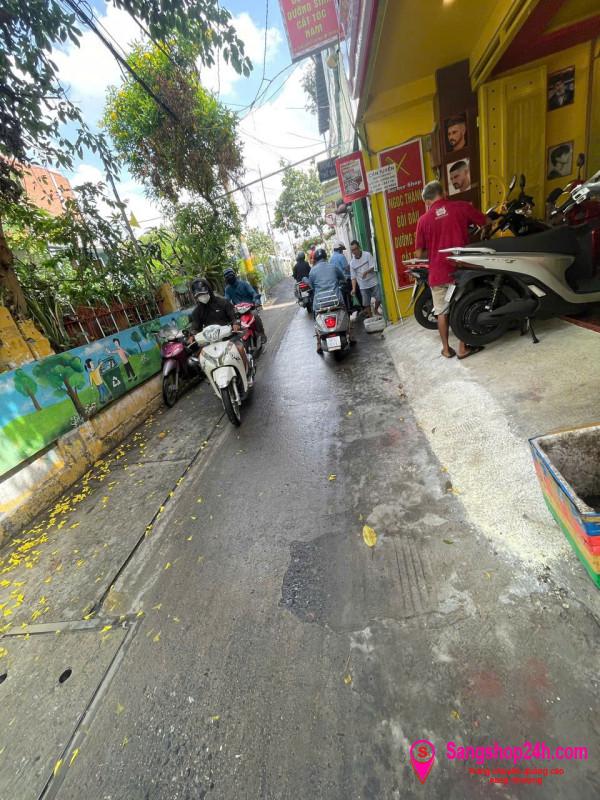 Sang tiệm tóc - nail