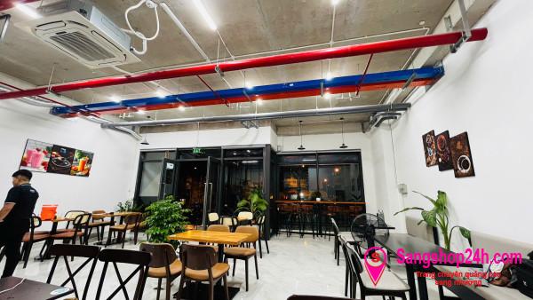 Sang quán cafe