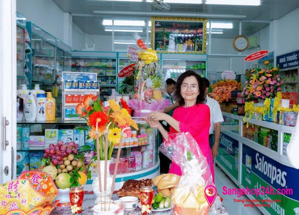 Sang nhà thuốc tây