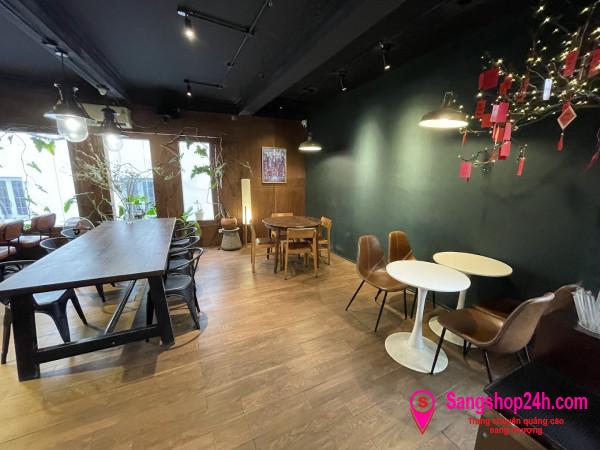 Sang quán cafe