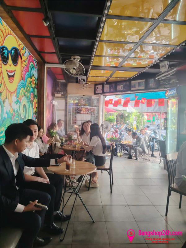 Sang quán cafe