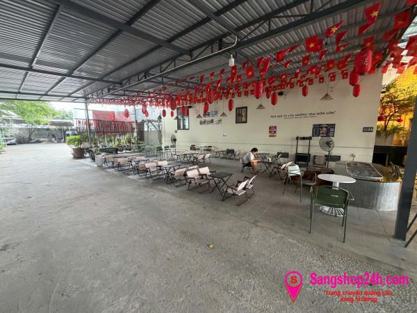 Sang quán cafe