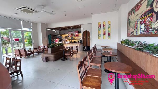 Sang quán cafe