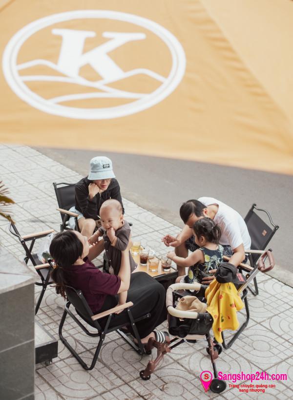 Sang quán cafe
