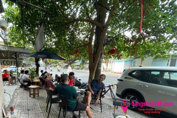 Sang quán cafe