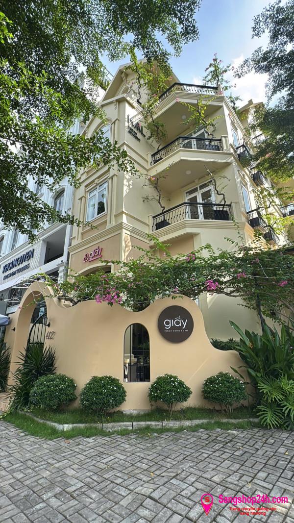 SANG NHƯỢNG QUÁN CAFE BIỆT THỰ GÓC ĐẲNG CẤP PHÚ MỸ HƯNG – QUẬN 7 
